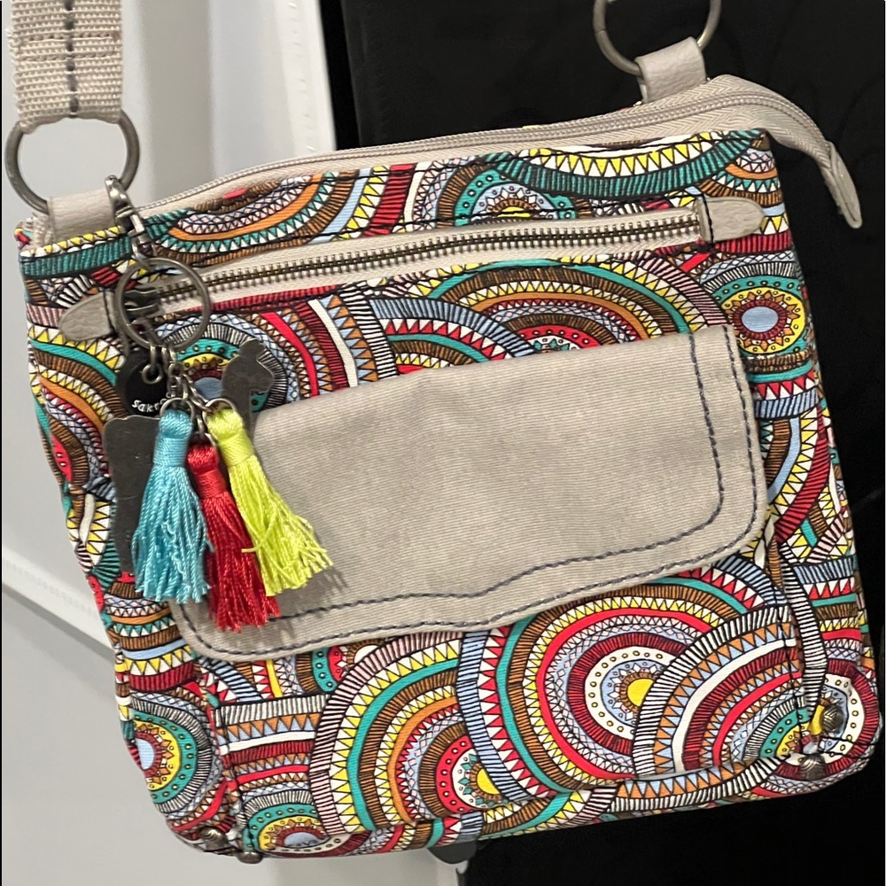 NWOT Sakroots crossbody